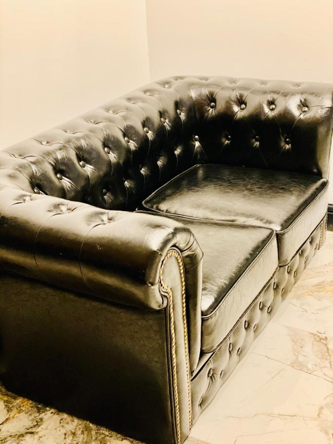 Duke And Duchess Apartments And Rooms - Private In Room Hot Tub Suites London Ngoại thất bức ảnh